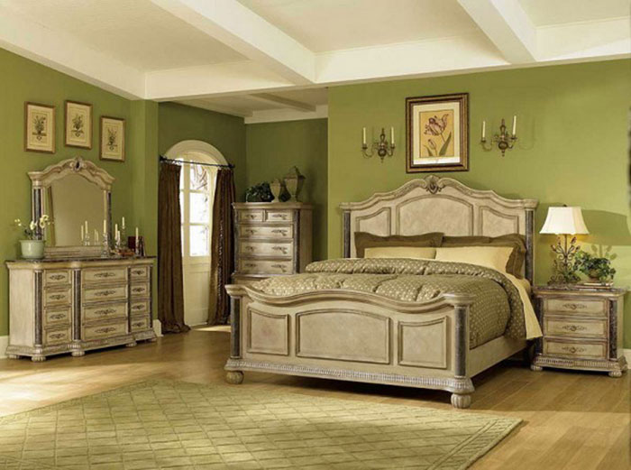 Antique Bedroom Ideas With Vintage Classy Desig