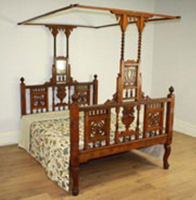 Indian Antique Beds | Traditional canopy beds, Antique beds, Bed .