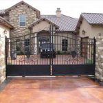 Automatic Driveway Gates Design for Homes - YouTu