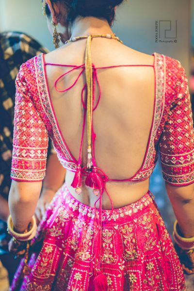 Want To Wear A Backless Blouse? Here's How You Can Get Rid Of .