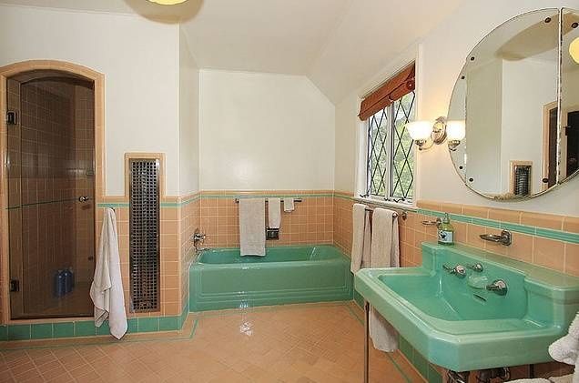 who still makes coloured bathroom suites - Google Search .