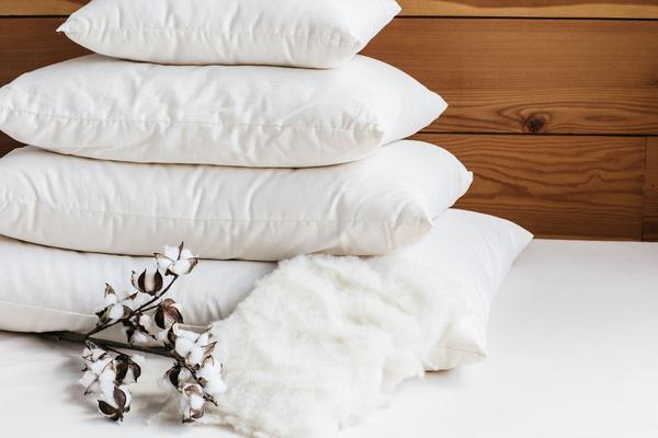 Bed Pillows: Choosing the Right Pillows for a Restful Sleep
