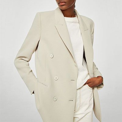 Cream Blazers: Elegant and Sophisticated Outerwear Options in Shades of Cream