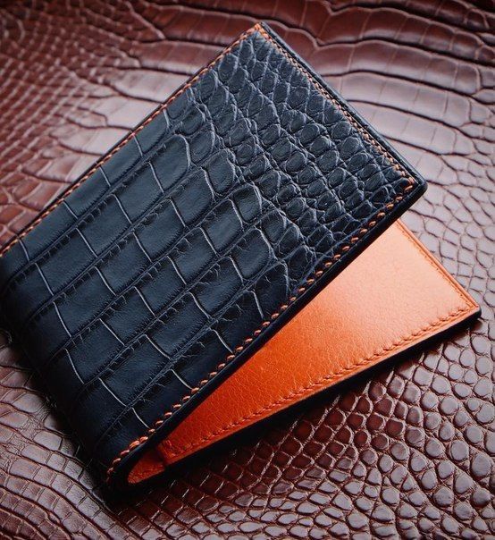 Luxury Crocodile Wallet, Premium Crocodile Bifold Wallet .