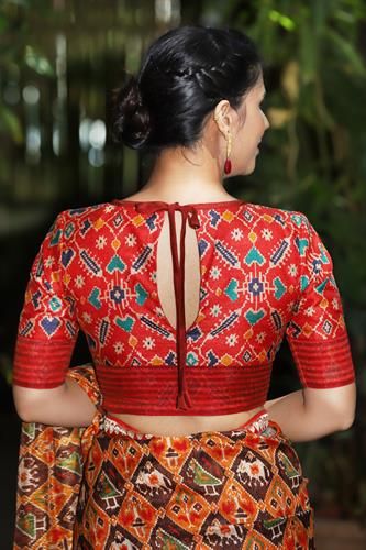 designer blouses (With images) | Trendy blouse designs .