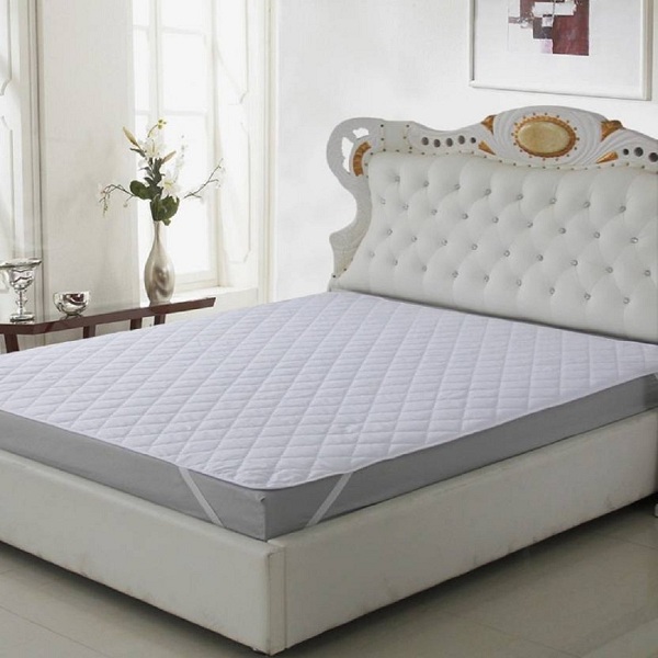 Double Bed Mattress Designs: Comfortable and Spacious Sleeping Surfaces for Two