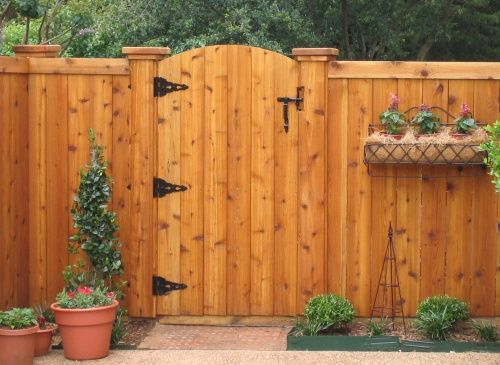 Wood Fence Gates Design (With images) | Wooden garden gate, Fence .