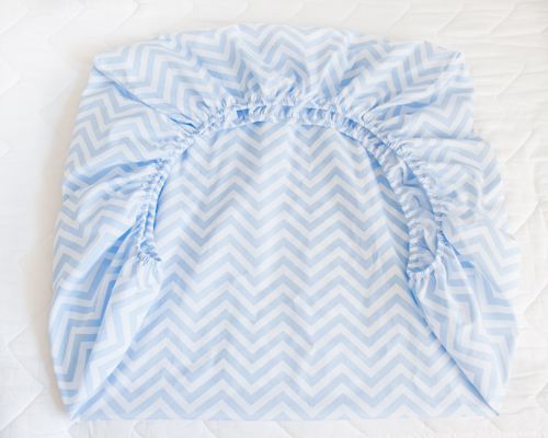 Living Well: 6 Secrets To Folding a Fitted Sheet | Design mom .