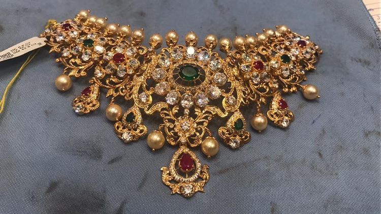 Gold Choker Necklace Designs