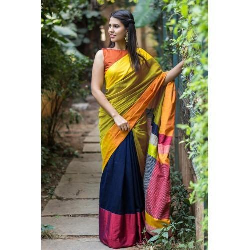 Handloom Sarees: Ethereal Drapes That Celebrate Traditional Weaving Techniques