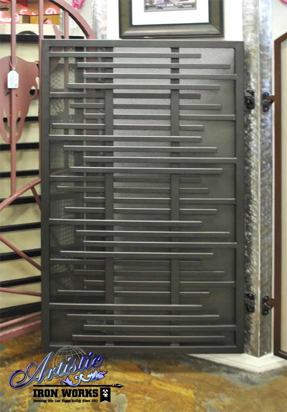 Layered wrought iron gate (com imagens) | Portas de aço, Portões .