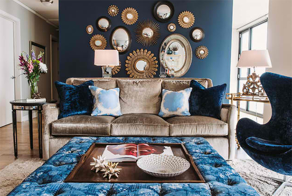 22 Living Rooms with Metal Wall Decorations | Home Design Lov