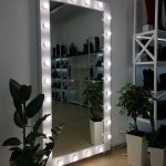 The Best Lighted Makeup Mirrors on Amazon, According to Reviewers .