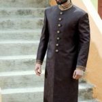 Look majestic in your Wedding by wearing a Pakistani Sherwani .