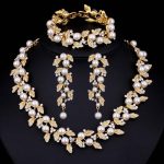 Wedding Pearl Jewelry Sets with Crystals Gold or silver Plated .