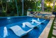 Pool Chairs in 26 Contemporary Settings | Home Design Lov