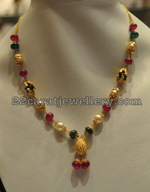 Simple Jewellery for Kurthis | Black beaded jewelry, Gold jewelry .