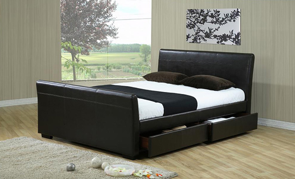 15 Lovely Sleigh Bed Designs | Home Design Lov