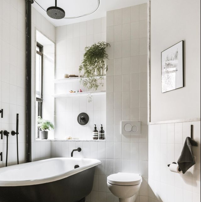 Small Bathroom Designs: Maximizing Functionality in Limited Space