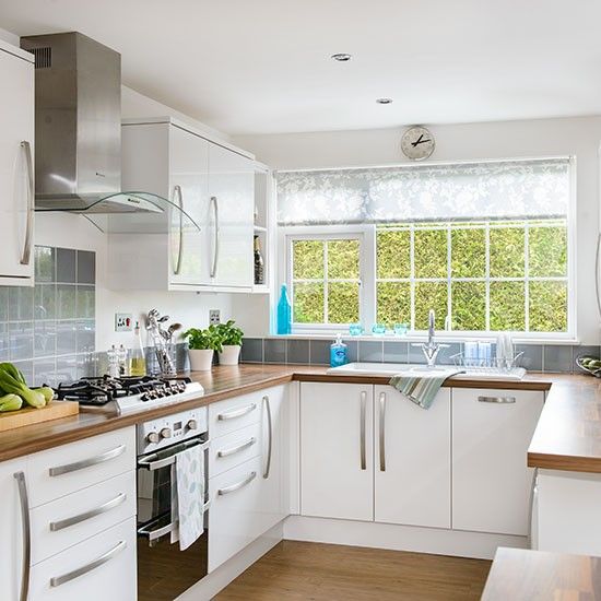 White u-shaped kitchen | Kitchen layout u shaped, Small kitchen .