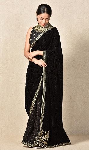 Mesmerising Velvet Sarees Collection That Will Give A Royal Lo