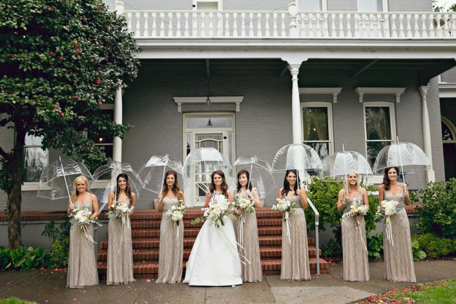 11 Top Wedding Umbrellas to Buy for Your Big Day – Rain or Shin