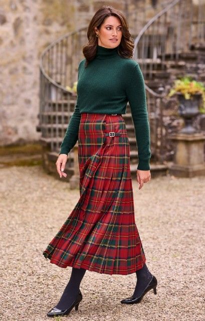 Plaid Perfection: Styling with Plaid Skirts