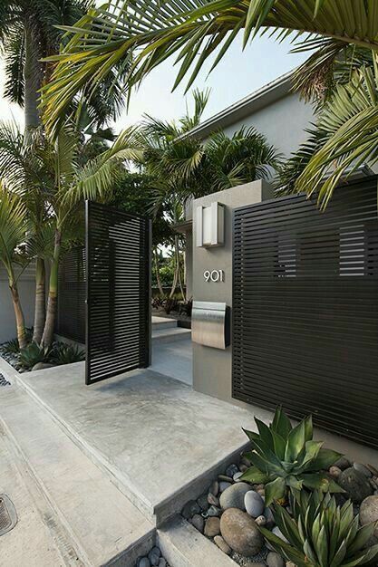 Gateways to Elegance: Fence Gate Designs for Your Home