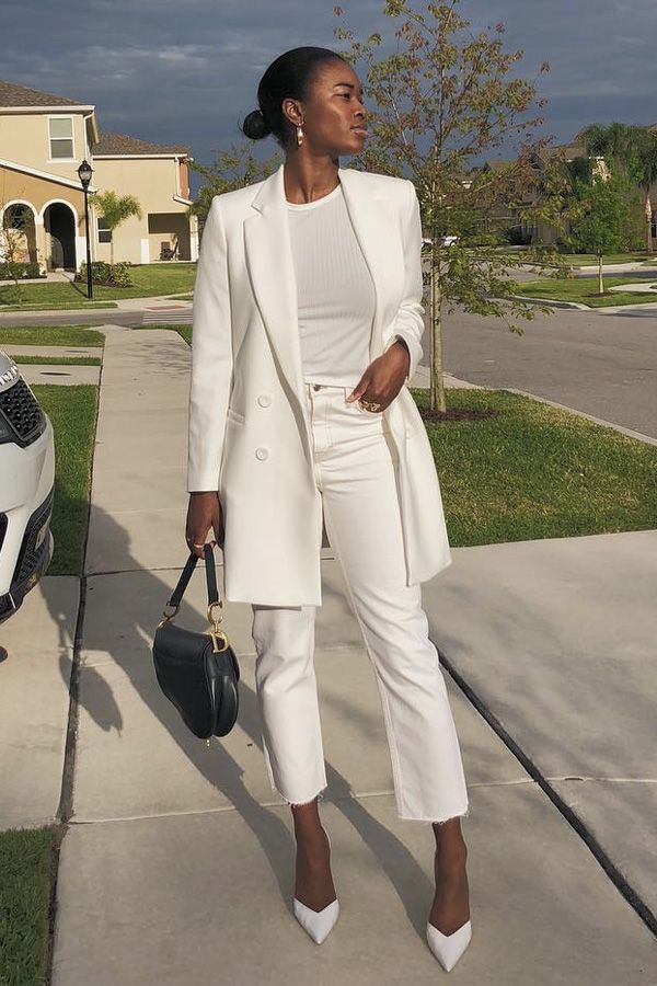 Effortless Elegance: White Blazers for a Chic Look