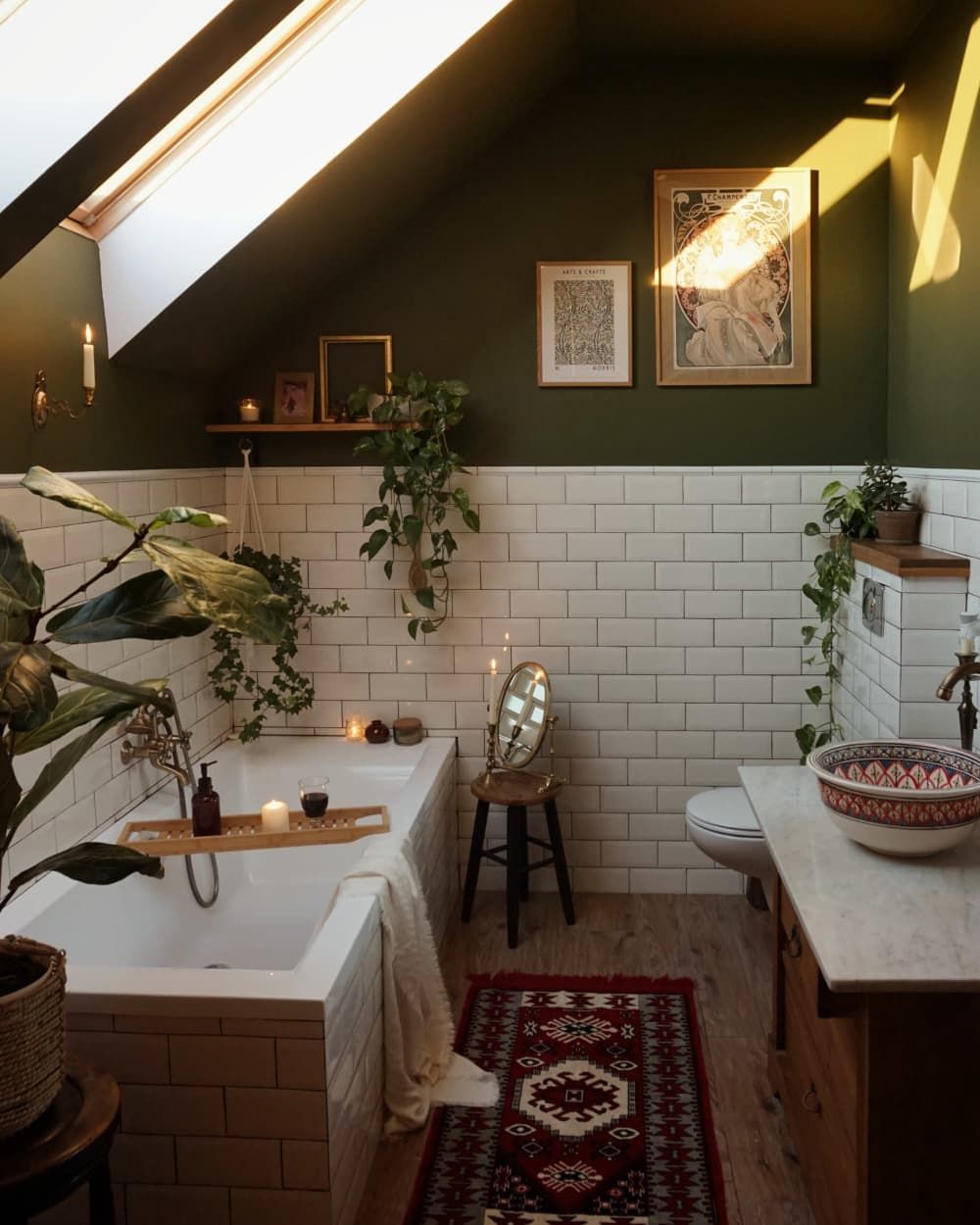 Elevate Your Bath Space: Inspirational Bathroom Decor Ideas