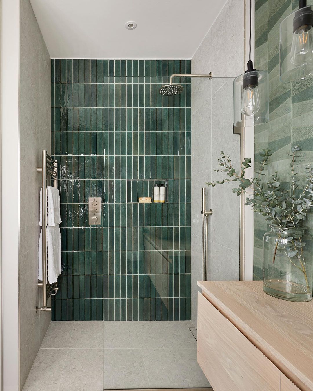 Color Inspiration: Choosing the Right Bathroom Colors for You