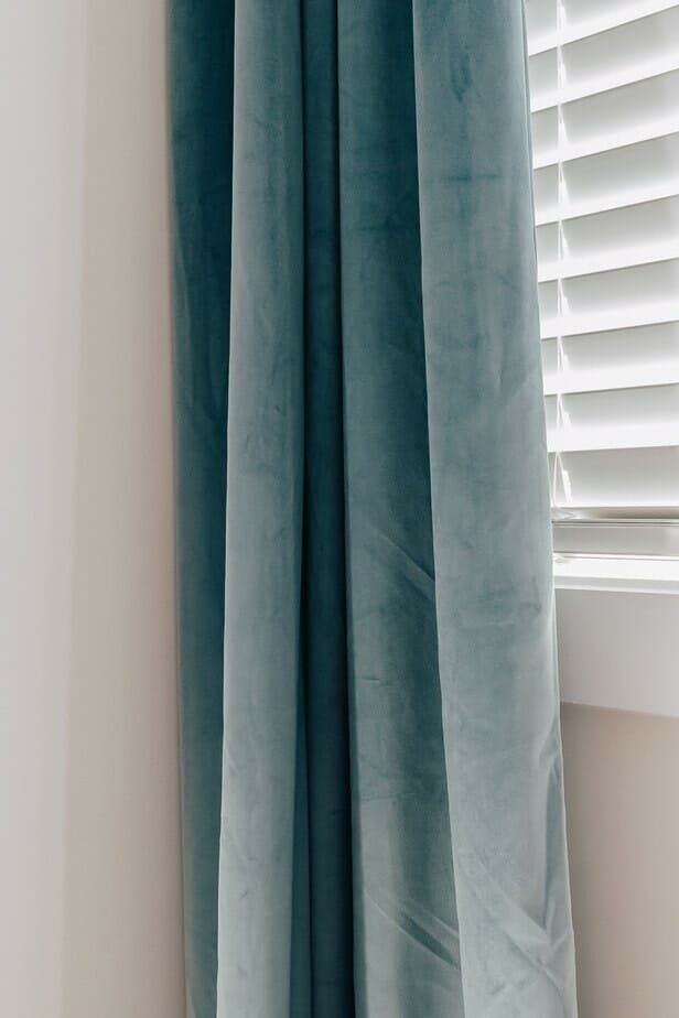 Luxurious Drapery: Elevate Your Space with Velvet Curtains