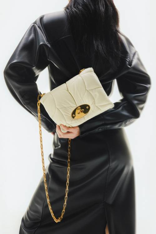 The Ultimate Luxury: Discovering the Best Mulberry Bags