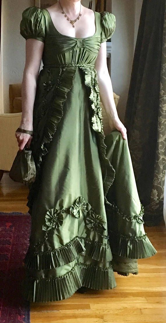 Regal Elegance: Discover Empire Waist Dresses for Every Occasion