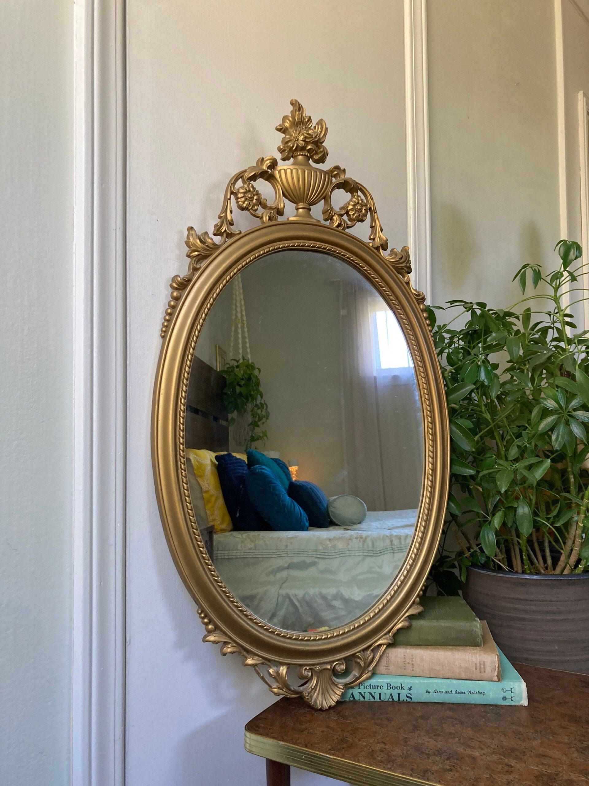 Reflect Your Style: Discovering Oval Mirror Designs for Your Home