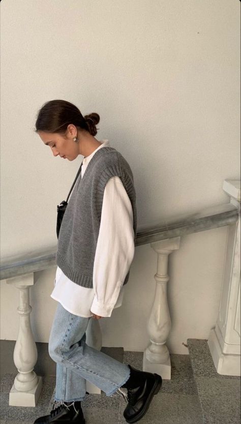 Effortlessly Stylish: Elevating Your Look with Casual Vests