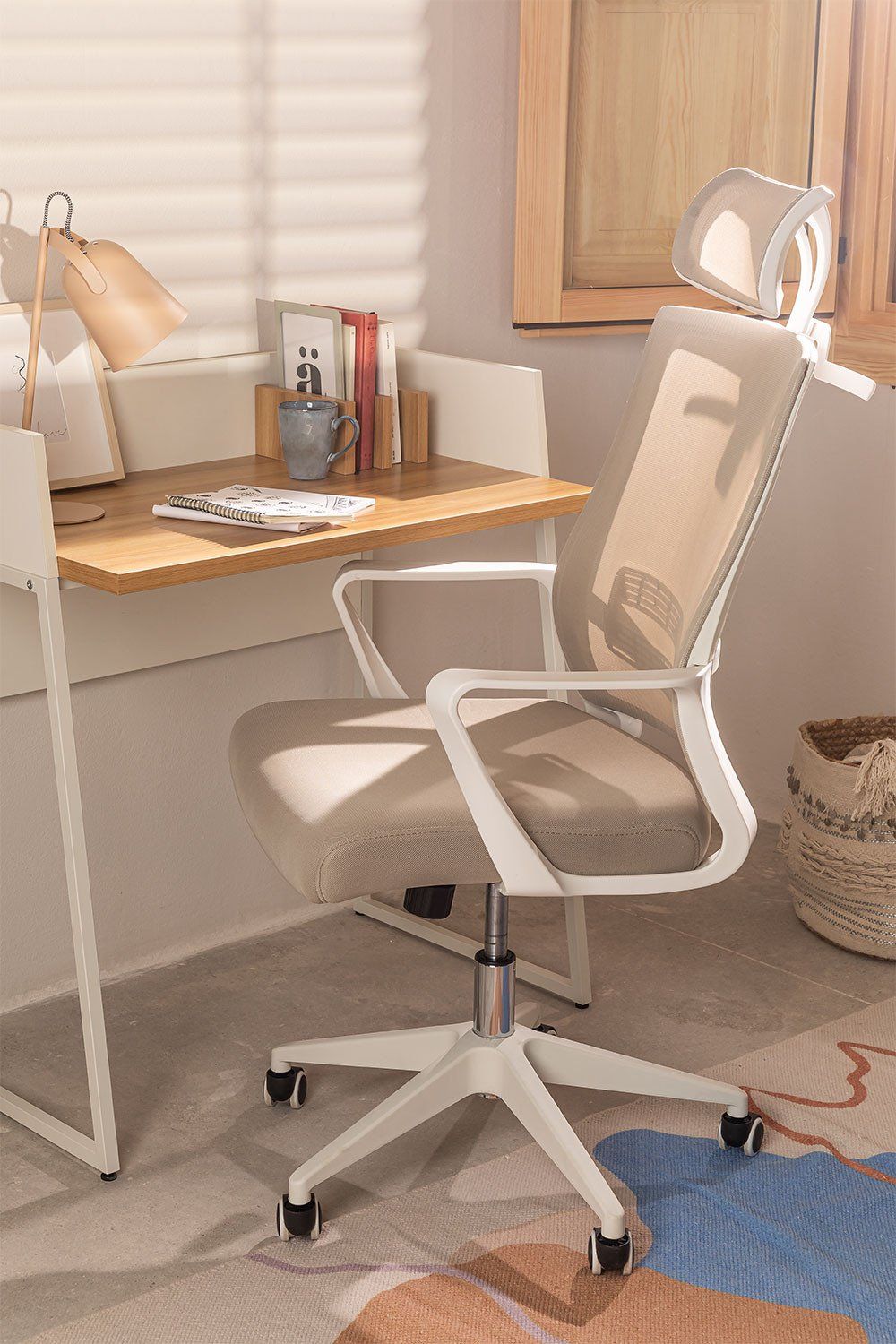 Workplace Comfort: Finding the Perfect Office Chairs