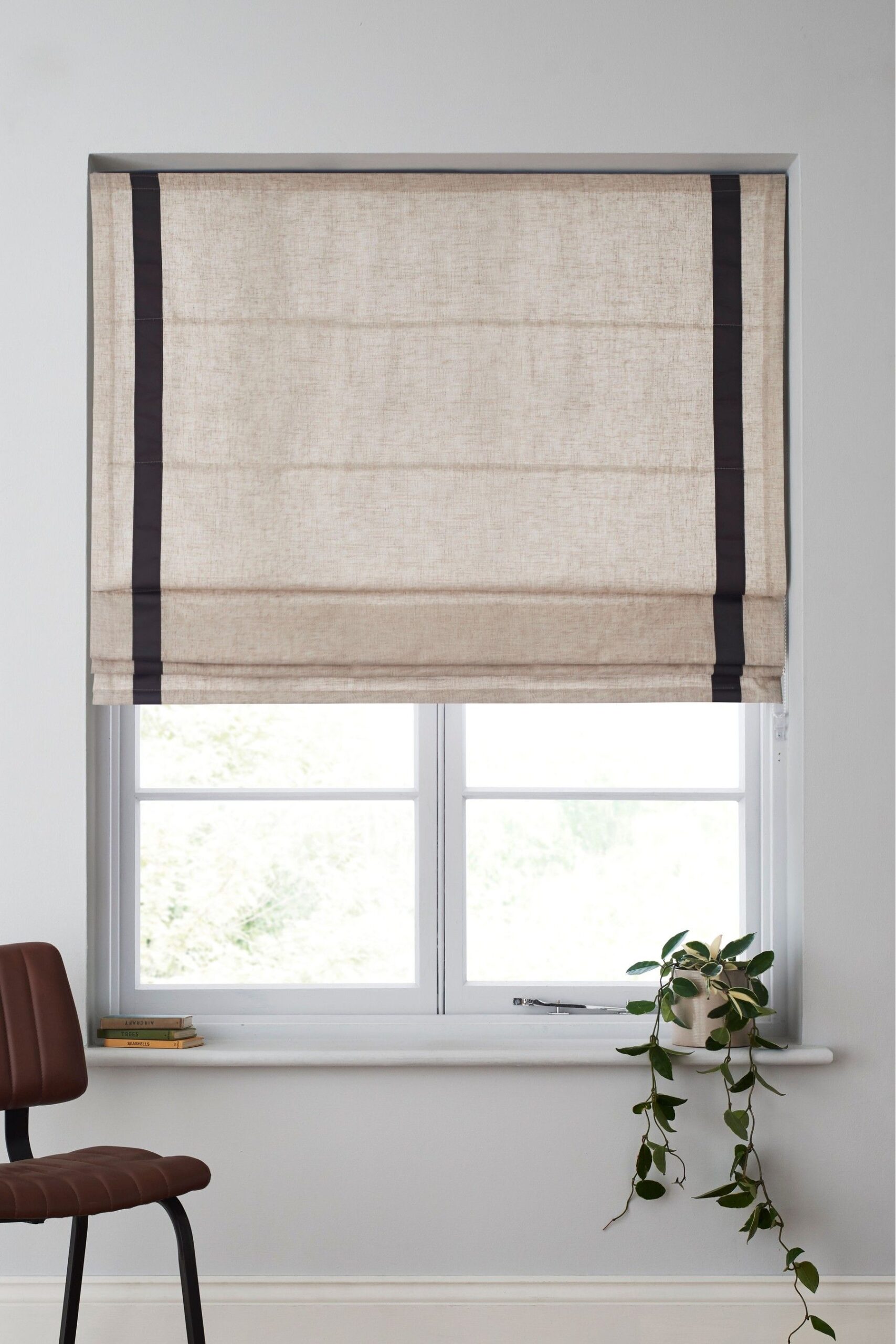 Timeless Drapery: Elevate Your Space with Roman Curtains