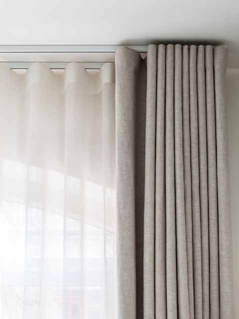 Timeless Elegance: Elevate Your Space with Bedroom Curtains