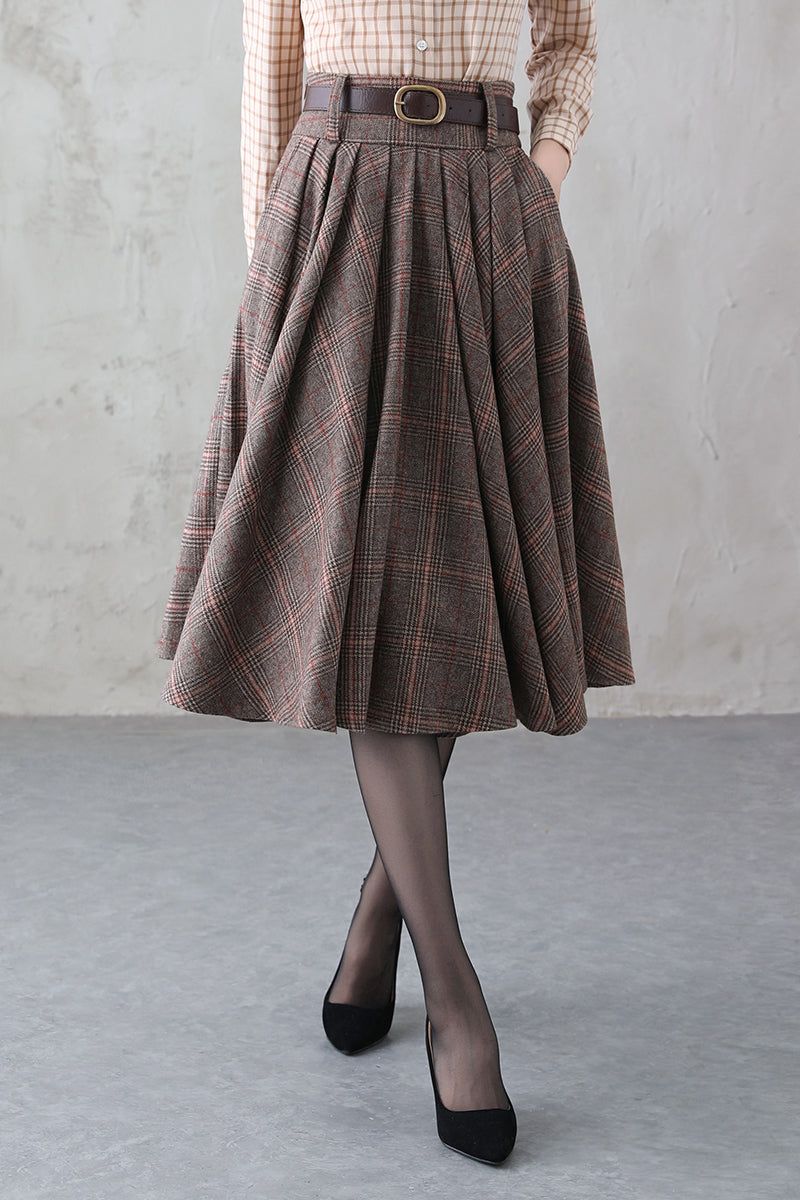 Cozy Chic: Stay Warm in Wool Skirts