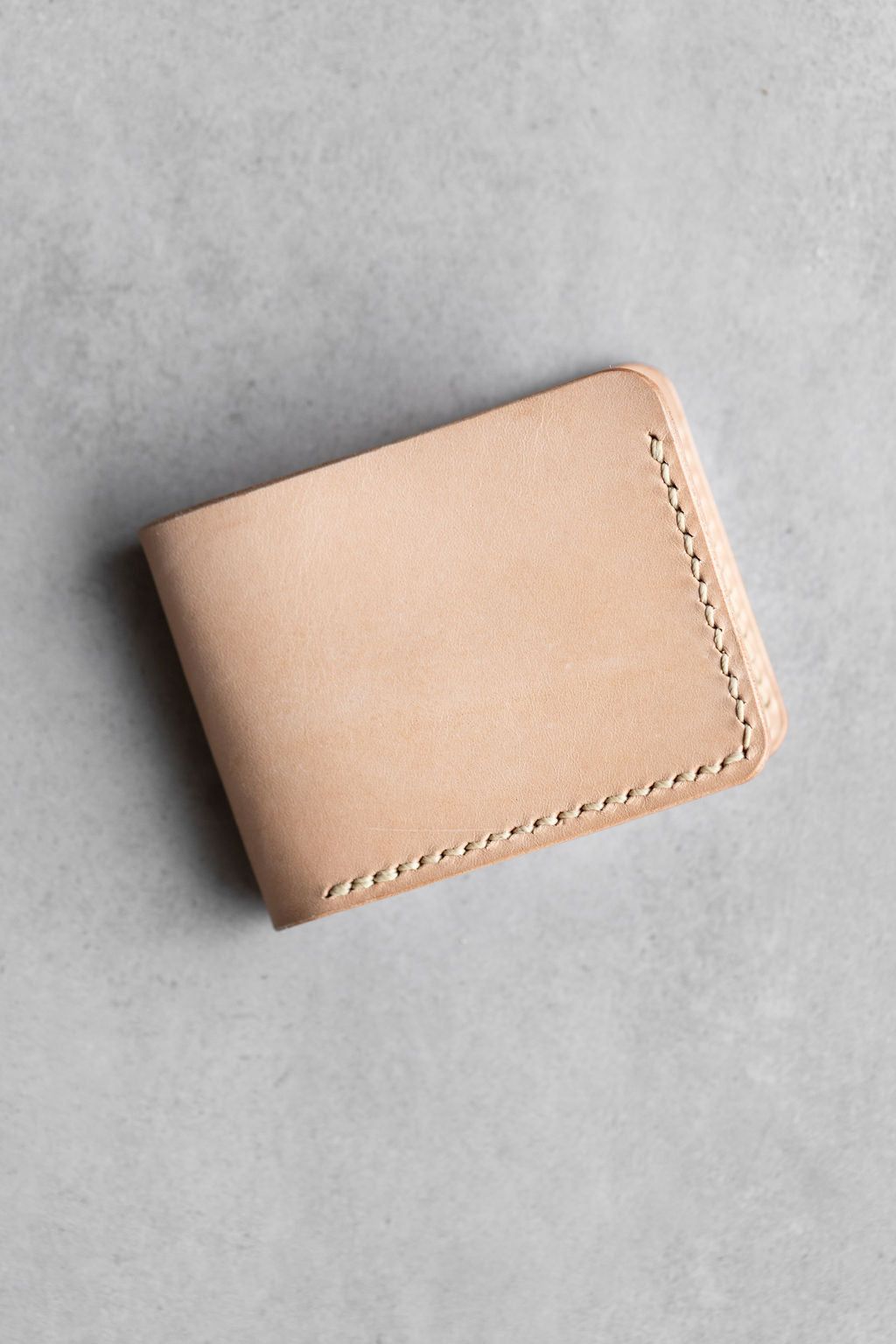 Crafted Wallets: Artisanal Excellence for Your Everyday Essentials