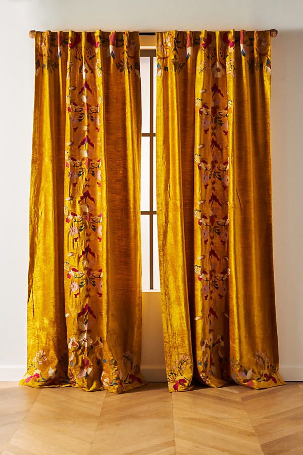 Embroidered Curtains: Adding Texture and Elegance to Your Windows