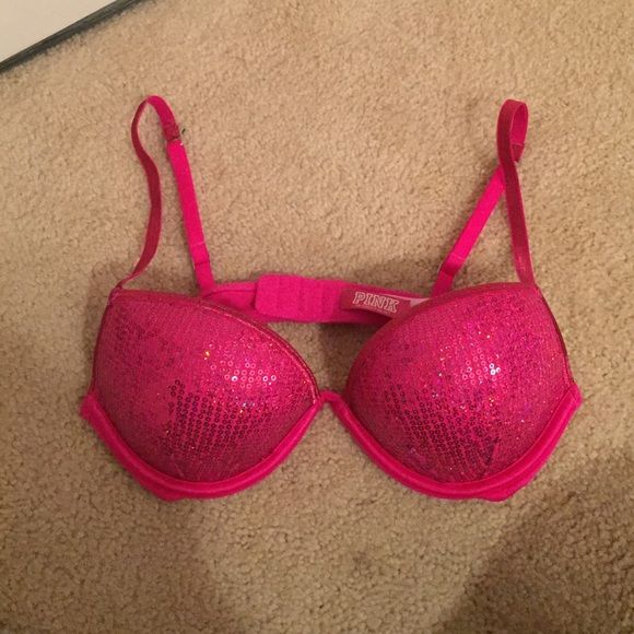 Pink Bra: Adding Feminine Charm to Your Lingerie Collection