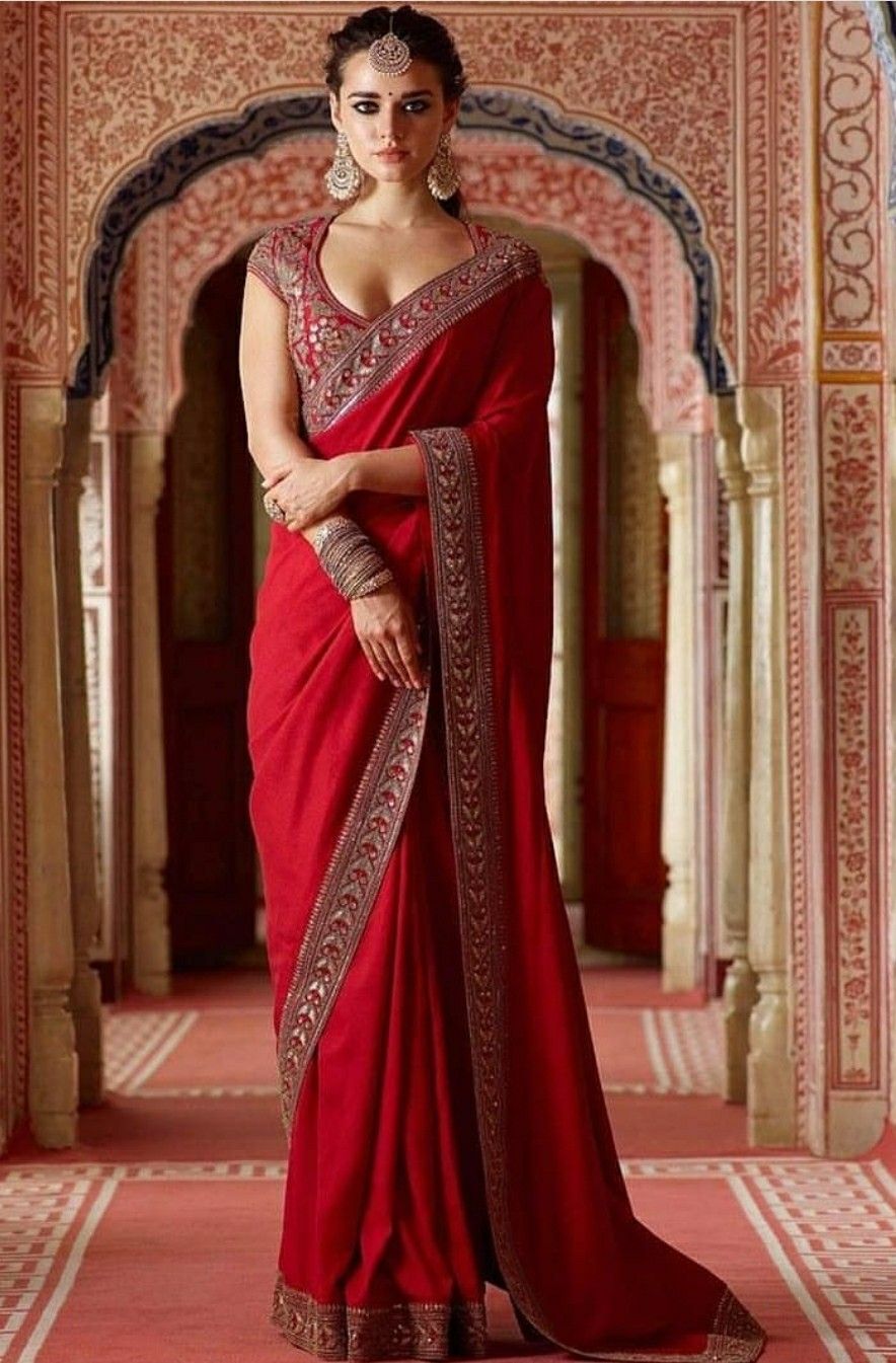 Red Sarees: Adding Elegance and Vibrancy to Your Wardrobe