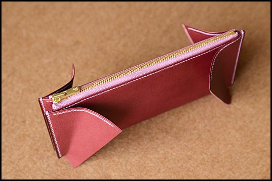 Long Wallets: Stylish and Functional Storage Solutions