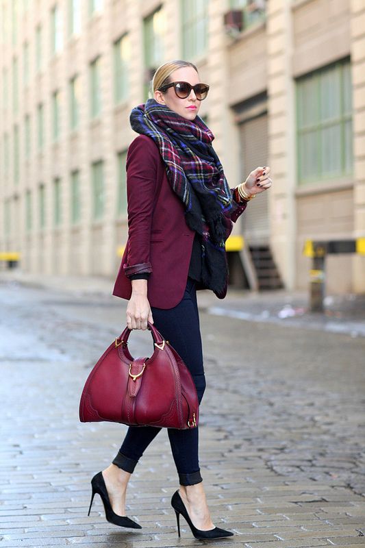 Maroon Blazers: Elevating Your Formal Attire with Rich Hues