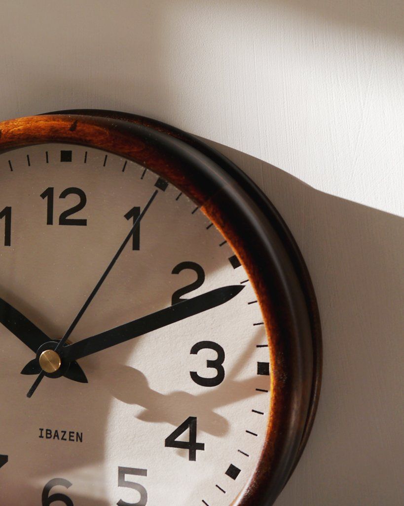 Kitchen Clocks: Stylish and Functional Timepieces for Your Kitchen