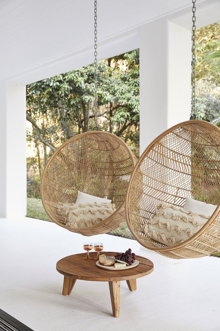 Hanging Chairs: Creating Relaxing and Stylish Outdoor Spaces