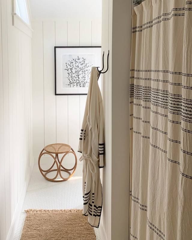 Shower Curtains: Adding Style and Functionality to Your Bathroom
