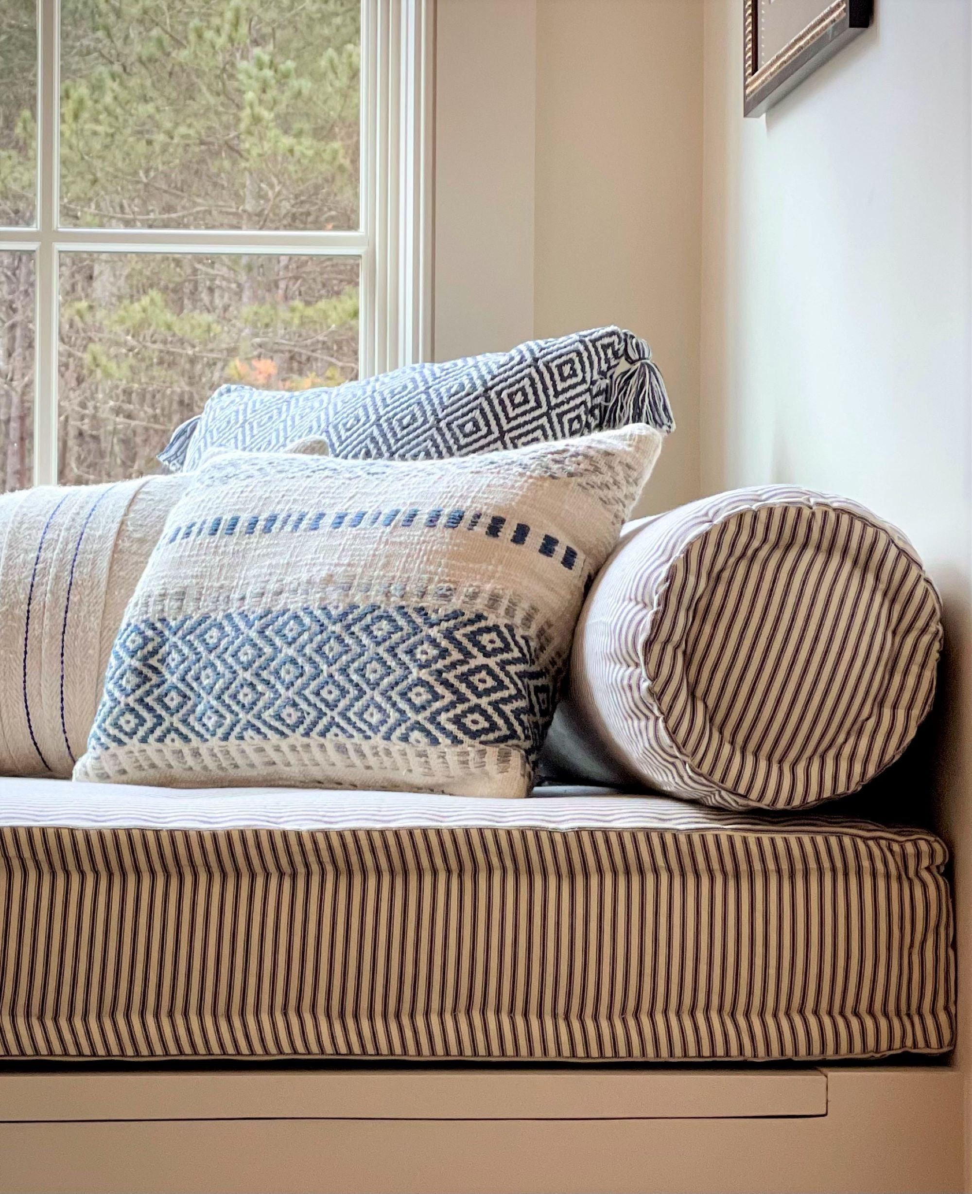 Bolster Pillows: Adding Comfort and Style to Your Home Decor